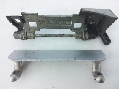 Porsche 928 S2 1985 manija de la puerta del conductor del lado derecho unidad completa con acoplamiento Foto 1 de 4