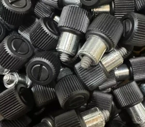 Lot Of 10 Pieces Southco 47-62-201-60 Captive Screw, 6-32 Thread, Press-in - Picture 1 of 1