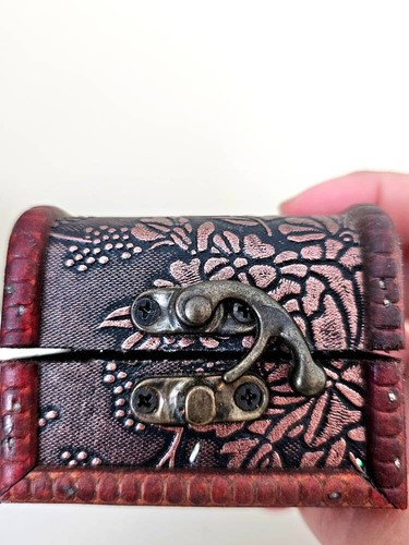 Picture 1 of 5