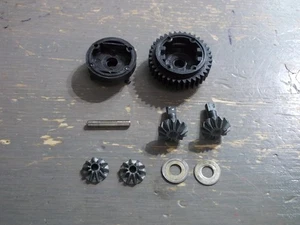 UM-1 OT-28 Gear Diff Parts (VG #1) - Kyosho Ultima Outrage Maxxum Tracker - Picture 1 of 5