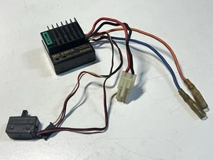 Usado Vintage RC Futaba Reversible ESC MC310CB Para Periodo Correcto Restauración - Imagen 1 de 6