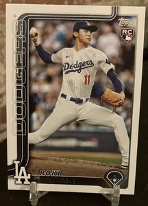 Tarjeta de novato Topps Roki Sasaki 2025 RC #558 Los Angeles Dodgers - Imagen 1 de 2
