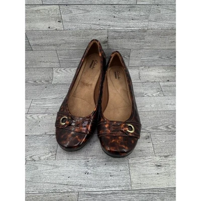 Zapatos planos de ballet Clarks Collection carey charol para mujer talla 8,5 M Foto 1 de 4