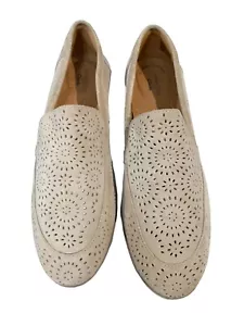 Clarks Women's Collection Trish Calla Loafers Sand Suede New Daim Sable 11M - Picture 1 of 12