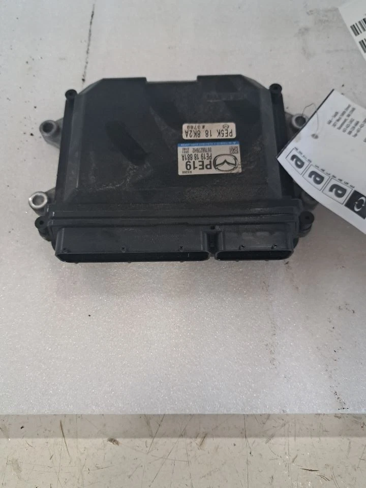 Motor computador/módulo ECU/ECM/PCM 2014 Mazda 3 Sku#4237380 - Imagem 1 de 4