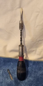 Vintage Yankee Handyman No. 133H Push Spiral Screwdriver Hand Tool - Picture 1 of 5