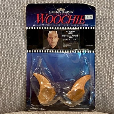 De Colección Cine Secretos Woochie Látex Pequeños Cuernos Universales Halloween Disfraz Diablo Foto 1 de 4