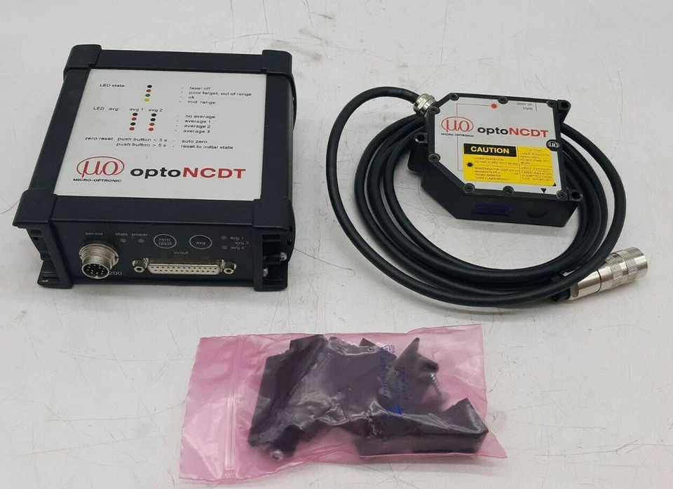 Micro Epsilon ILD2200-100 Laser Triangulation Sensor System - Image 1 of 4