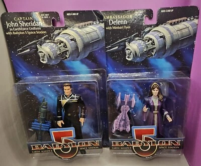 批量 2 件 - Babylon 5 Captain John Sheridan & Delenn 1997 动作玩偶 — 第 1/4 张图片