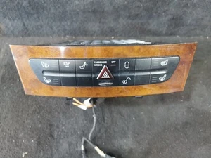 Mercedes E Class W211 HAZARD SWITCH PANEL Heated & Ventilated Seats A2116800552 - Picture 1 of 6