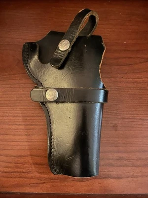 BUCHEIMER PERFECT FIT B7 LEATHER HOLSTER  RH - Image 1 of 4