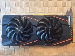 GIGABYTE AMD Radeon R 4GB GDDR5 Graphics Card GV-RX570GAMING-4GD - Used - Picture 1 of 3