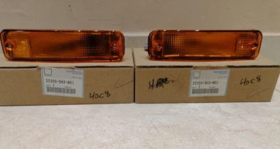 33300-SH3-W01 /33350-SH3-W01 HONDA CIVIC LIGHT TURN SIGNAL L &R FRONT PUMPER NEW - Image 1 of 4