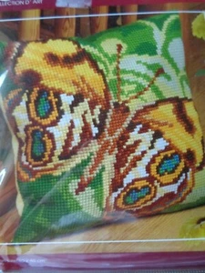 COLLECTION D'ART NEEDLEPOINT CUSHION KIT BUTTERFLY  COLORFUL 40 X 40 CM - Picture 1 of 3
