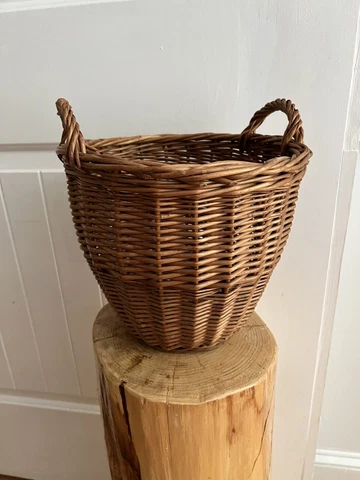 Vintage Wicker Basket with Handles /vintage Round shape wicker Basket Cover