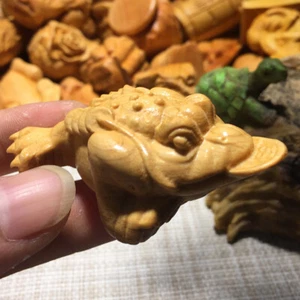 1PCS Thuja Chinese Wood Carving Jin Chan Handball Decoration Crafts Handle - Picture 1 of 1