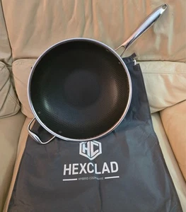 Hexclad Hybrid Edelstahl Antihaft Wok 12" ohne Deckel - Bild 1 von 16