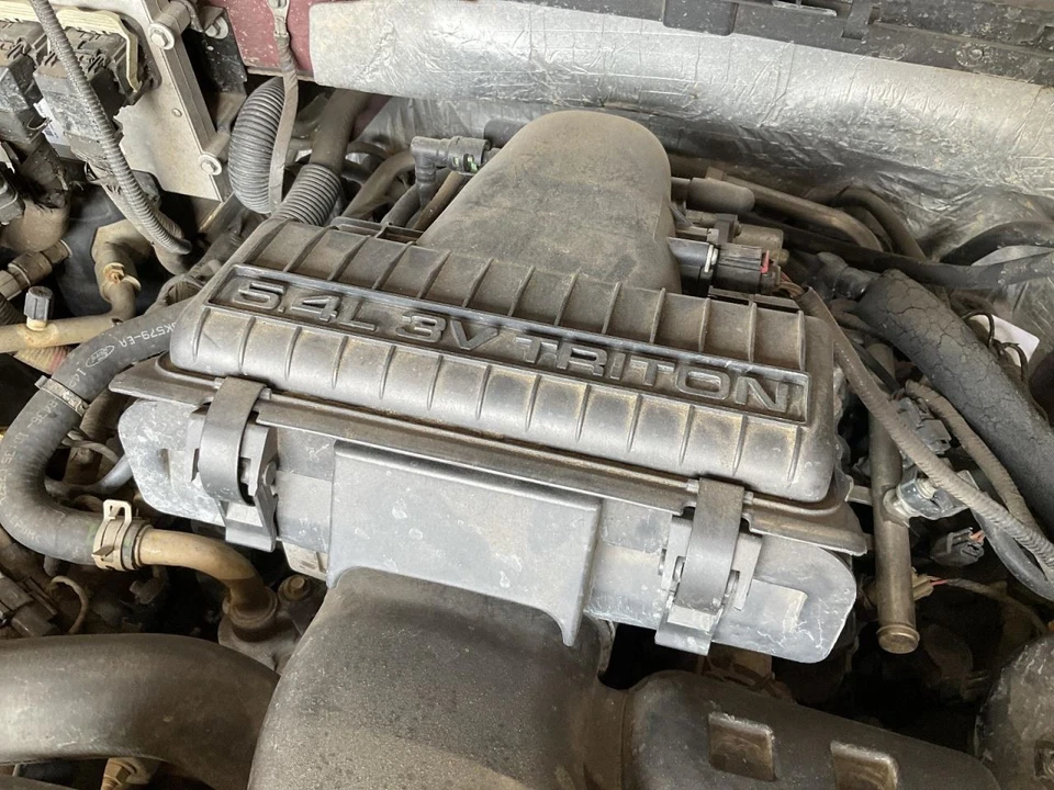 Purificador de aire 8-330 5,4 L 3 V para camioneta Ford F150 04-08 4810042 Foto 1 de 1