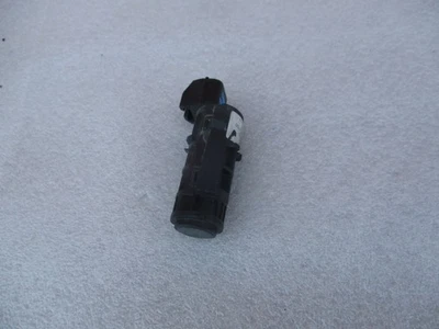 Sensor ultrasónico de estacionamiento trasero Kia Sorento 2011 2012 2013 OEM 95700 1U100 Foto 1 de 4