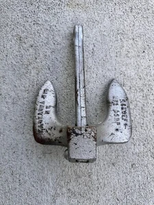 VINTAGE CAST IRON BOAT ANCHOR ROLOFF MFG CORP N5 KAUKAUNA WIS USA RARE - Picture 1 of 5