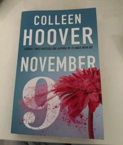 November 9, Colleen Hoover - Picture 1 of 2