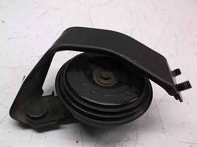 1999-2003 Toyota Solara Coupe Horn Alarm Signal 86510-33111 OEM NS51111 - Image 1 of 3