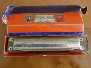 Antica armonica a bocca M. Hohner Foresta Nera suoni orig. Confezione  - Foto 1 di 1
