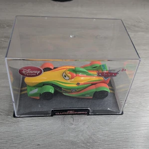 Pixar Cars 2 Disney Store Exclusive 1:43 - Rip Clutchgoneski - With Case - Picture 1 of 3