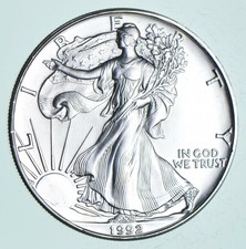 Better Date 1992 American Silver Eagle 1 Troy Oz .999 Fine Silver *321