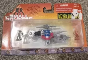 Small Soldiers Razorblade Chopper with Brick Bazooka & Archer Die-Cast 1998 MOC - Bild 1 von 3