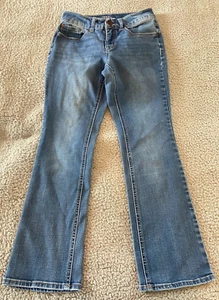 Time And Tru Girls Petite Low Rise Blue Jeans Bootcut Size 8P - Picture 1 of 8