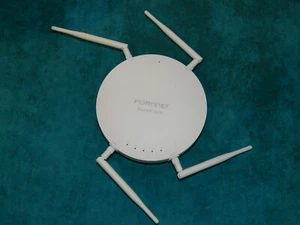 FORTINET FortiAP 223C Wireless Access Point - Bild 1 von 4