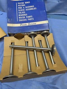 Hudson Hornet 308 Intake Exhasut Valve Set USA 232 262 1949-1956 300032 300033 - Picture 1 of 7