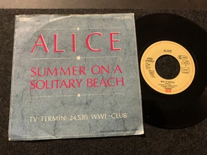 1703 / Alice - Summer On A Solitary Beach - Mal D'Africa / NM - Imagen 1 de 2