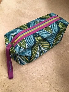 Estee Lauder Makeup-Jewelry-Cosmetic Bag Multi-Colored 7" X 3 1/2" X 3" Zipper - Picture 1 of 4