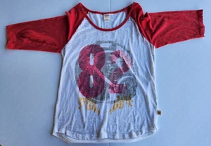 Mossimo Target Hamilton Madera Museo Caballo Raglán Camisa De Colección M - Imagen 1 de 9