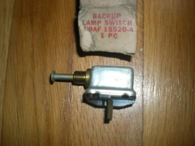 Interruptor de lámpara de respaldo Ford Fairlane 1959 nuevo de lote Foto 1 de 2