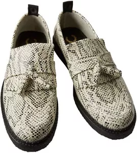NEW in BOX FRED PERRY WHITE SNAKE EMBOSSED LEATHER TASSEL LOAFERS UK 4 RRP £150 - Picture 1 of 8