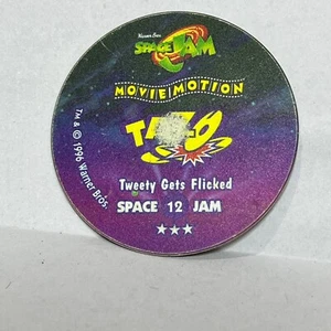 Space Jam Movie Motion Tazo 1996 Tweety Gets Flicked #12 - Foto 1 di 2