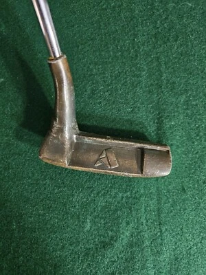 Brass Advertising Puttet / Steel Shaft / Golf Pride Grip / Right-Handed  - Image 1 of 4