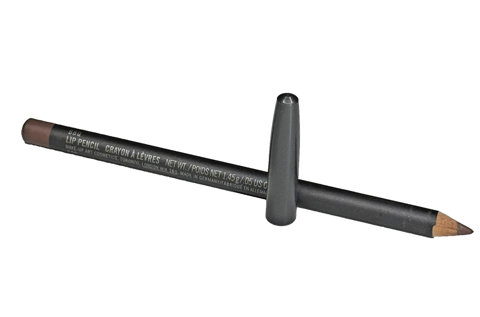 RARE & VINTAGE MAC Lip Pencil BBQ 0.05 oz NW-O BOX *Check Description - Image 1 of 4