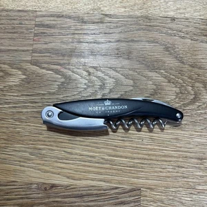Moet & Chandon Corkscrew Bottle Opener - Foto 1 di 12