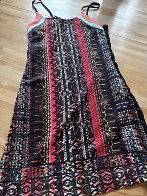 Custo Barcelona Kleid seitlich zum Schnüren figurbetont schwarz bunt Gr. S Neon - Bild 1 von 4