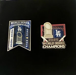 Juego de 2 prendedores de los Dodgers de Los Ángeles de los Campeones de la Serie Mundial 2025 viene con estuche - Imagen 1 de 2