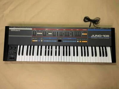 Roland JUNO-106 Keyboard Synthesizer Black Analog Late Edition Good Condition - Image 1 of 4
