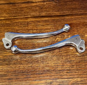 Benelli Tornado 650cc Front Brake and Clutch Lever Set *Original NOS* - Foto 1 di 2