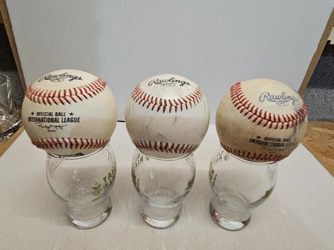 International League Baseballs Louisville Bats Lot Of 3 Cover