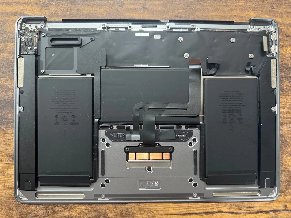 Teclado con reposamanos estuche superior Macbook Air 13" A2337 M1 2020 - gris espacial B 064 Foto 1 de 2