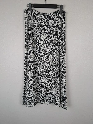 Falda Croft & Barrow para mujer 10 negra blanca cachemira floral línea A cremallera lateral rayón Foto 1 de 4