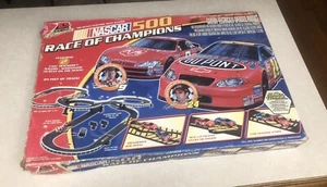 2003 Nascar 500 Race Of Champions Life Like Slot Cars Track Gordon Elliott  Set - Picture 1 of 16